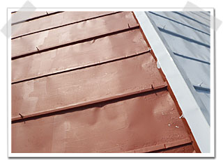 屋根のサビ止め塗装