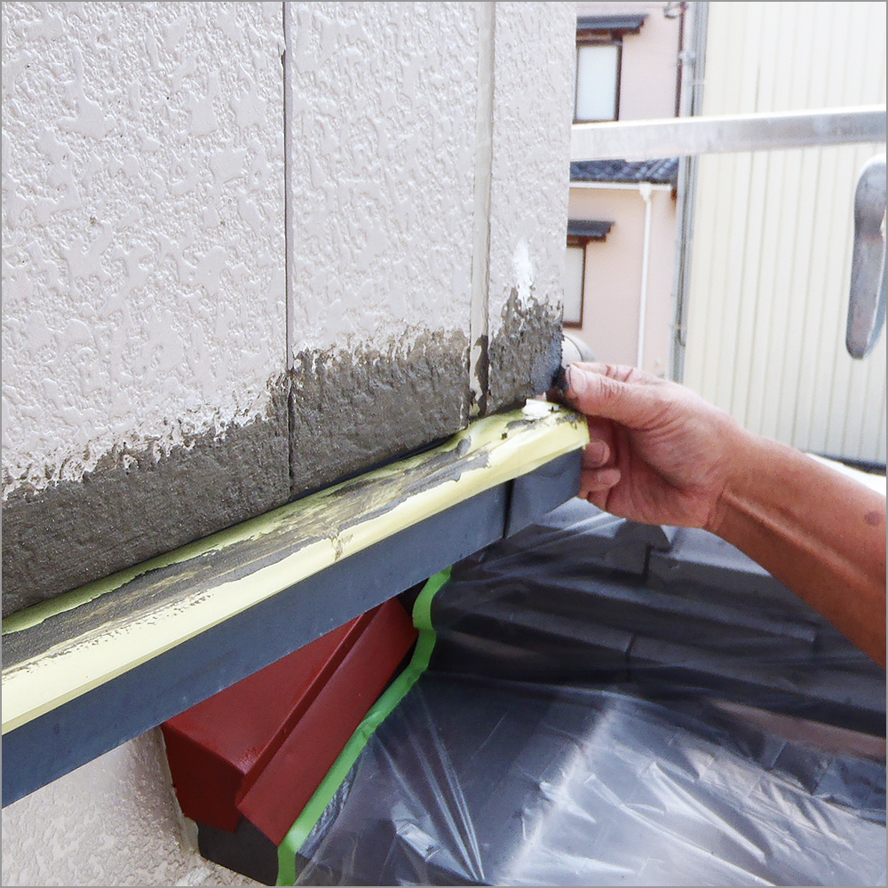 富山県魚津市 住宅外壁の塗り替え　欠けた外壁の補修