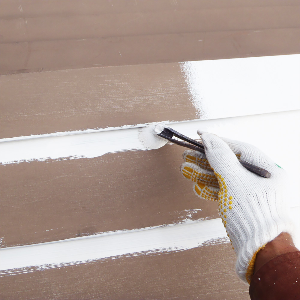 富山県高岡市　納屋の塗り替え　トタン屋根のサビ止め塗装